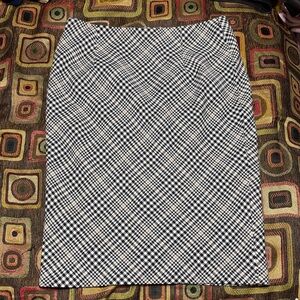 White House Black Market Classic Black and White Pencil Skirt